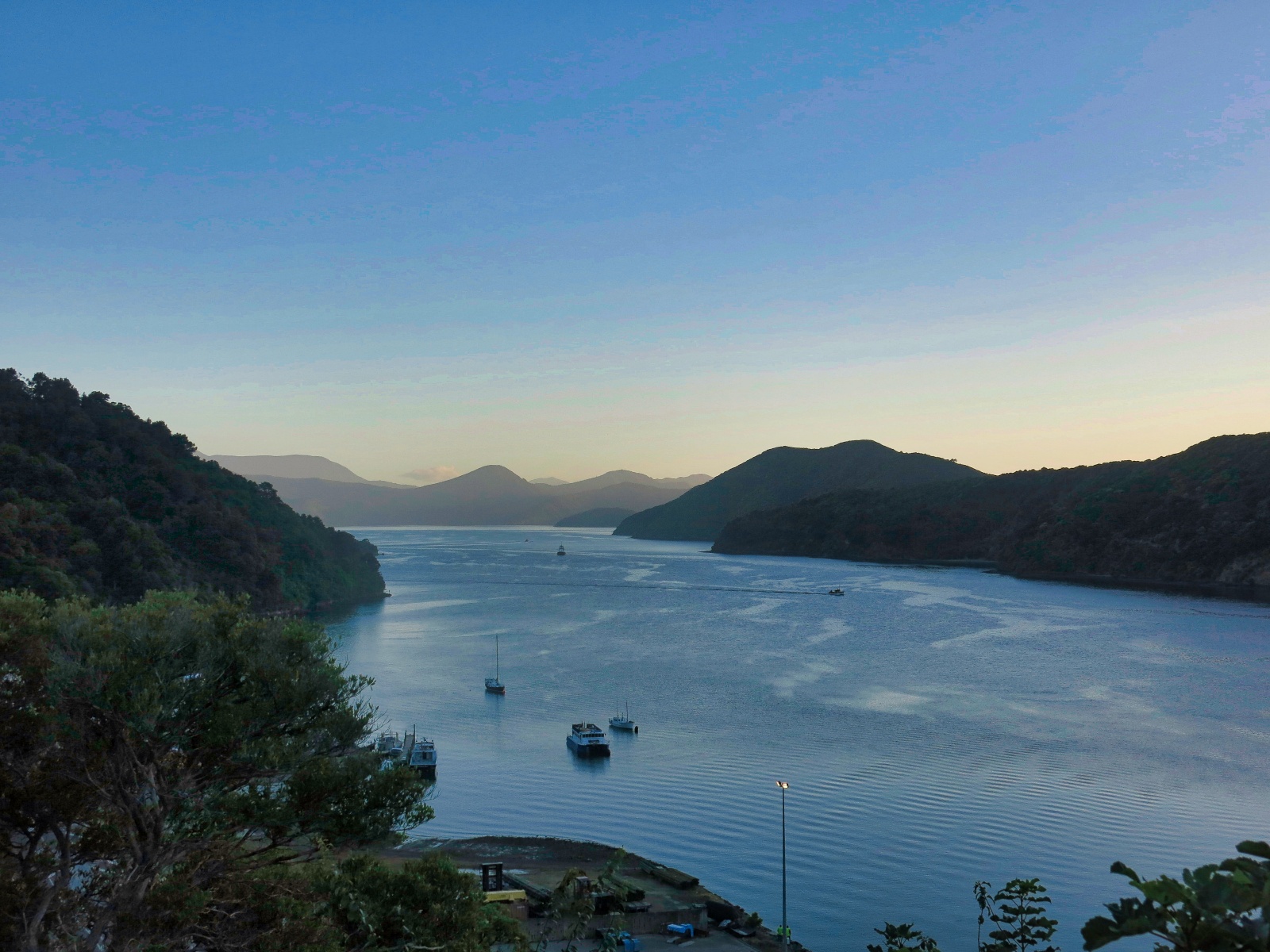 Queen Charlotte Drive